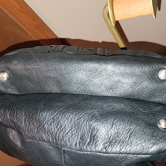 B. Makowsky Leather Shoulder Bag - Picture 7 of 11